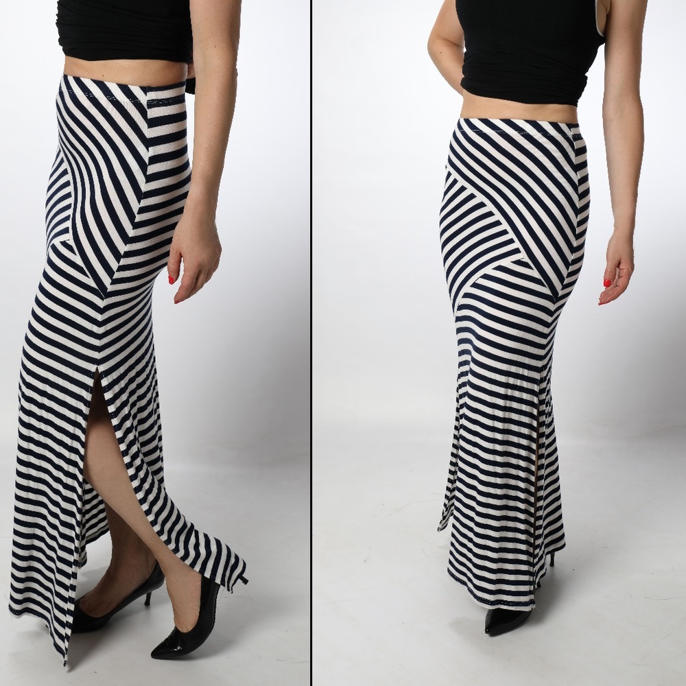 Maxi skirt White/Navy Blue size XS